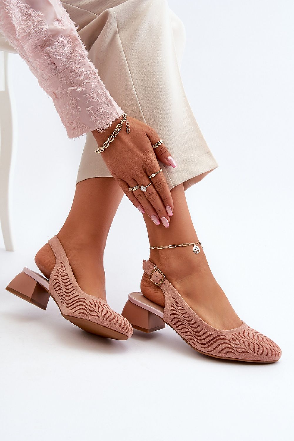  Heel pumps model 195417 Step in style 