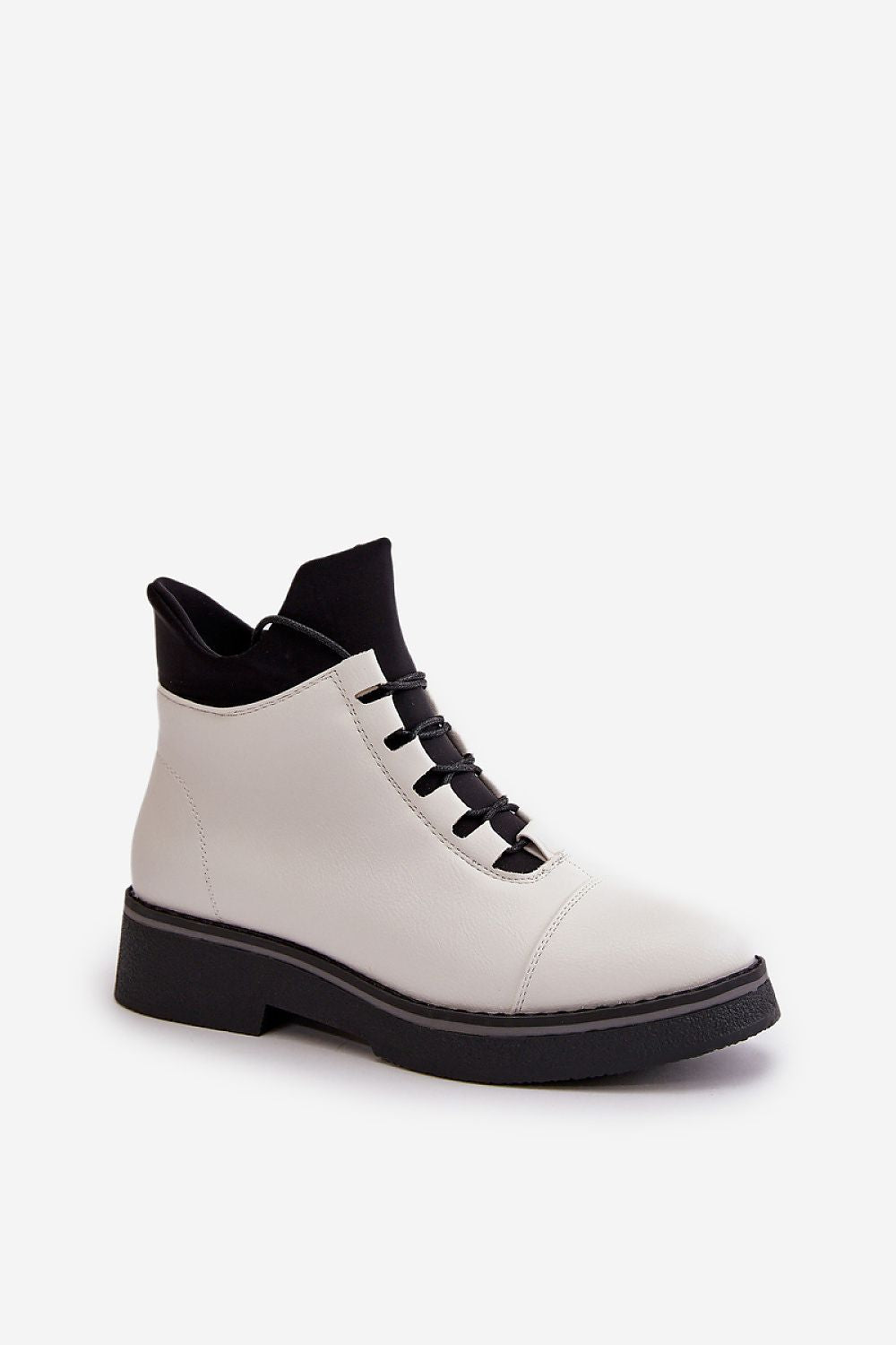  Boots model 199304 Step in style 