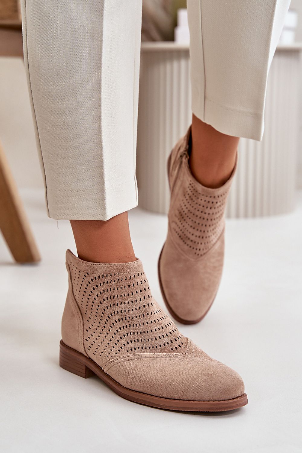  Boots model 199420 Step in style 