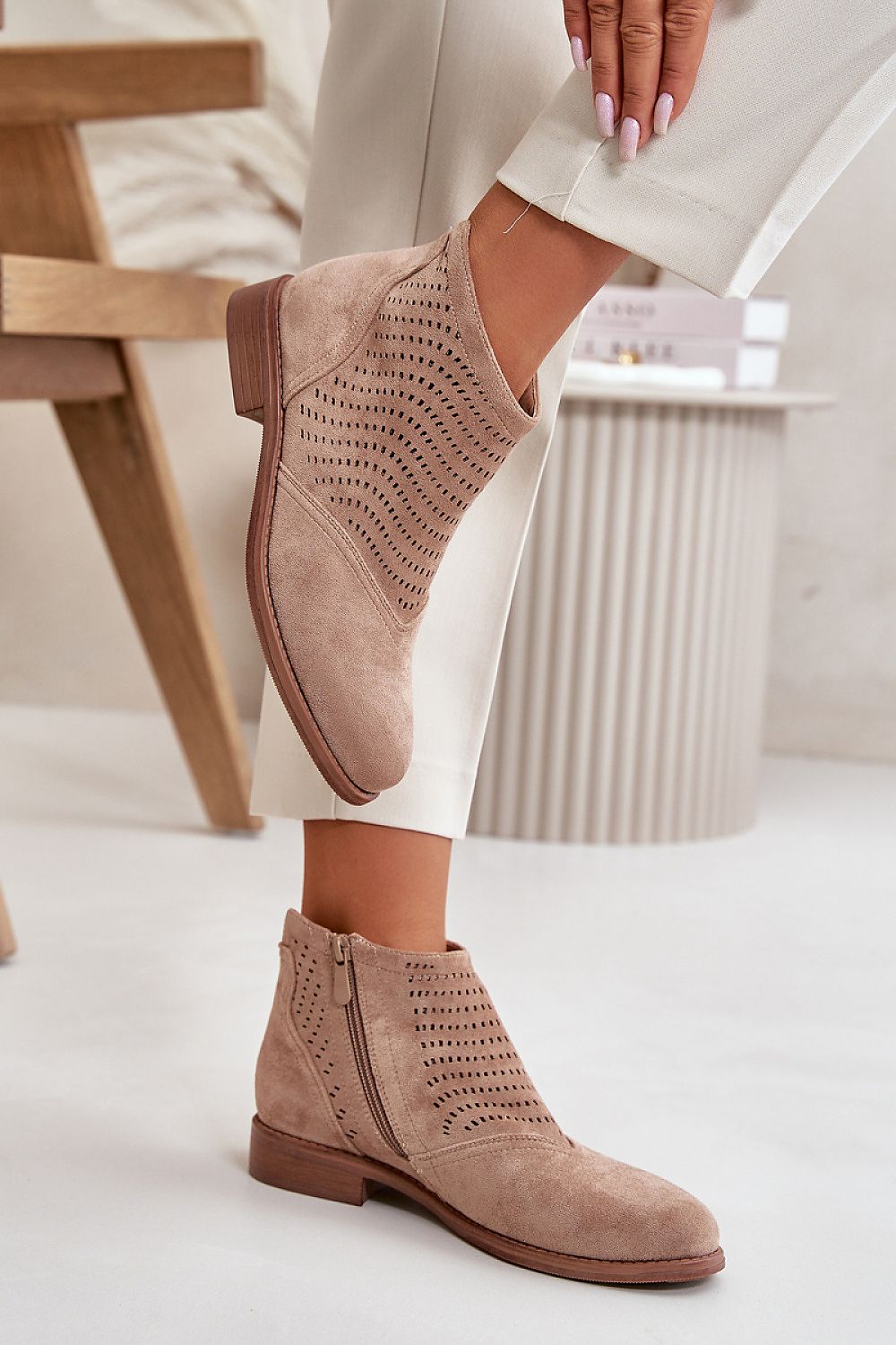  Boots model 199420 Step in style 