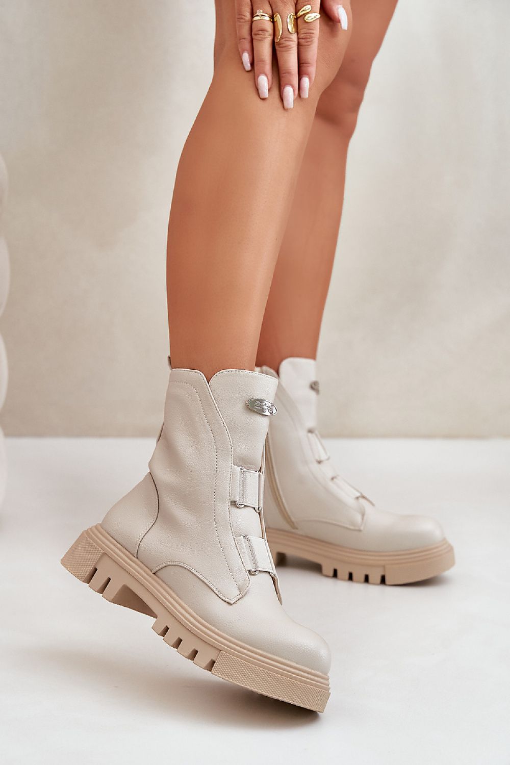  Bootie model 199985 Step in style 