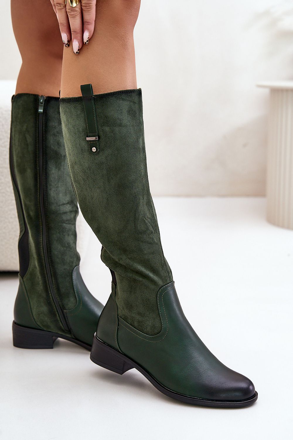  Thigh-Hight Boots model 201024 Step in style 