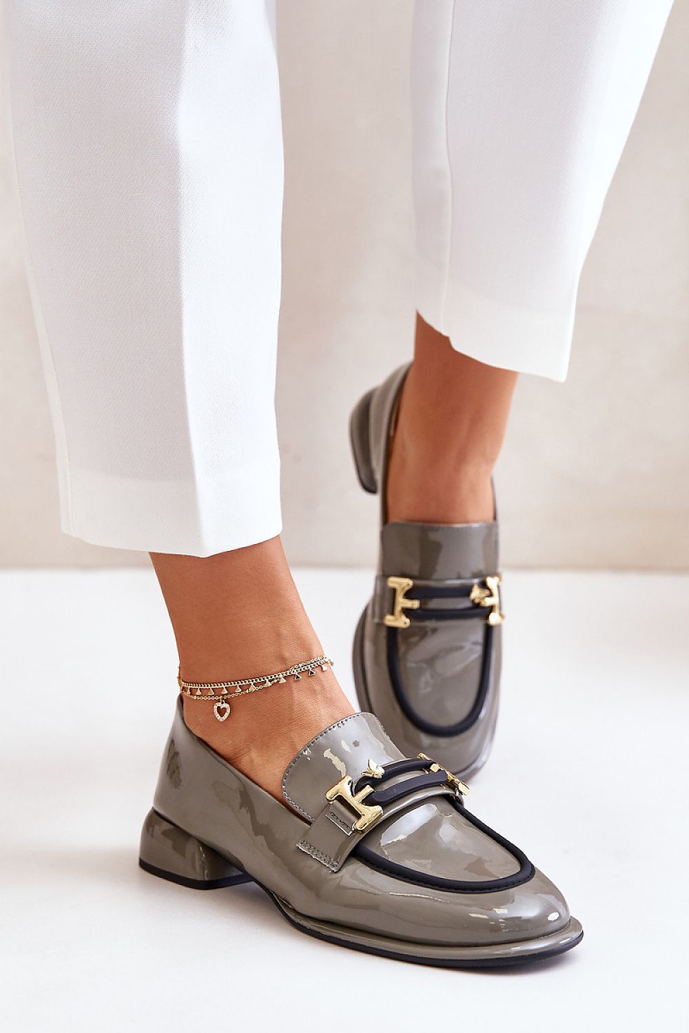  Heeled low shoes model 201138 Step in style 