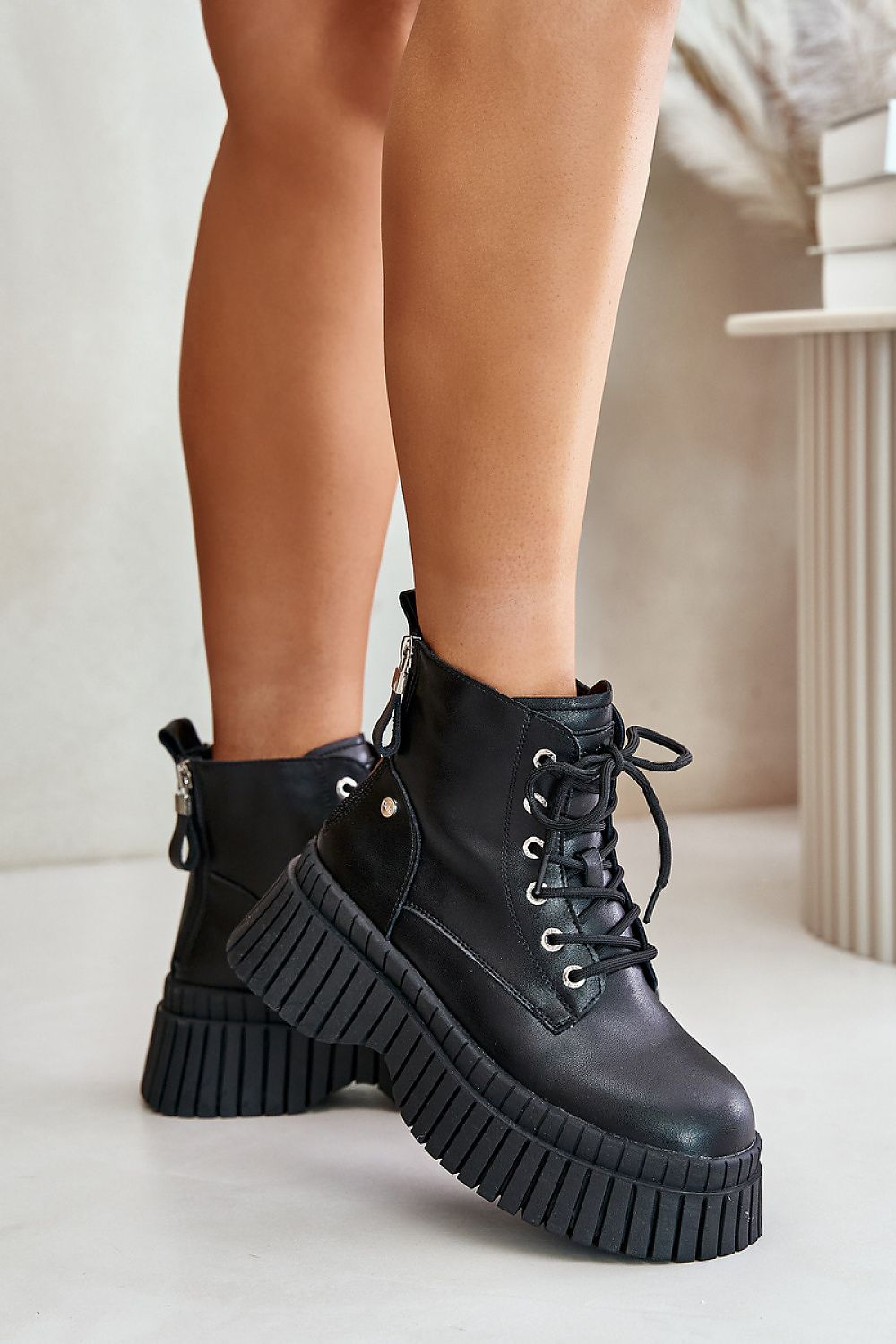  Trapper shoes model 201907 Step in style 