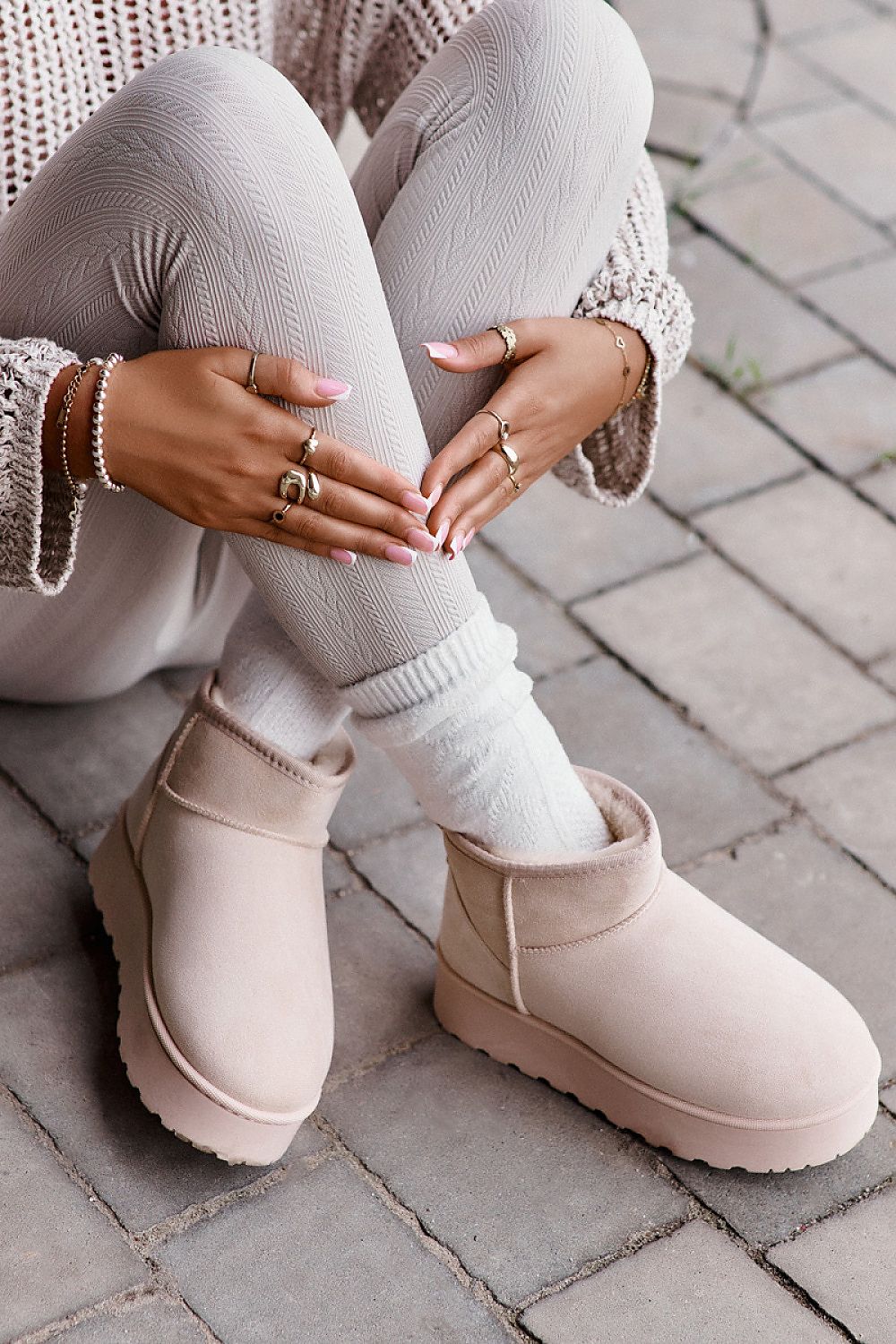  Snow boots model 202218 Step in style 