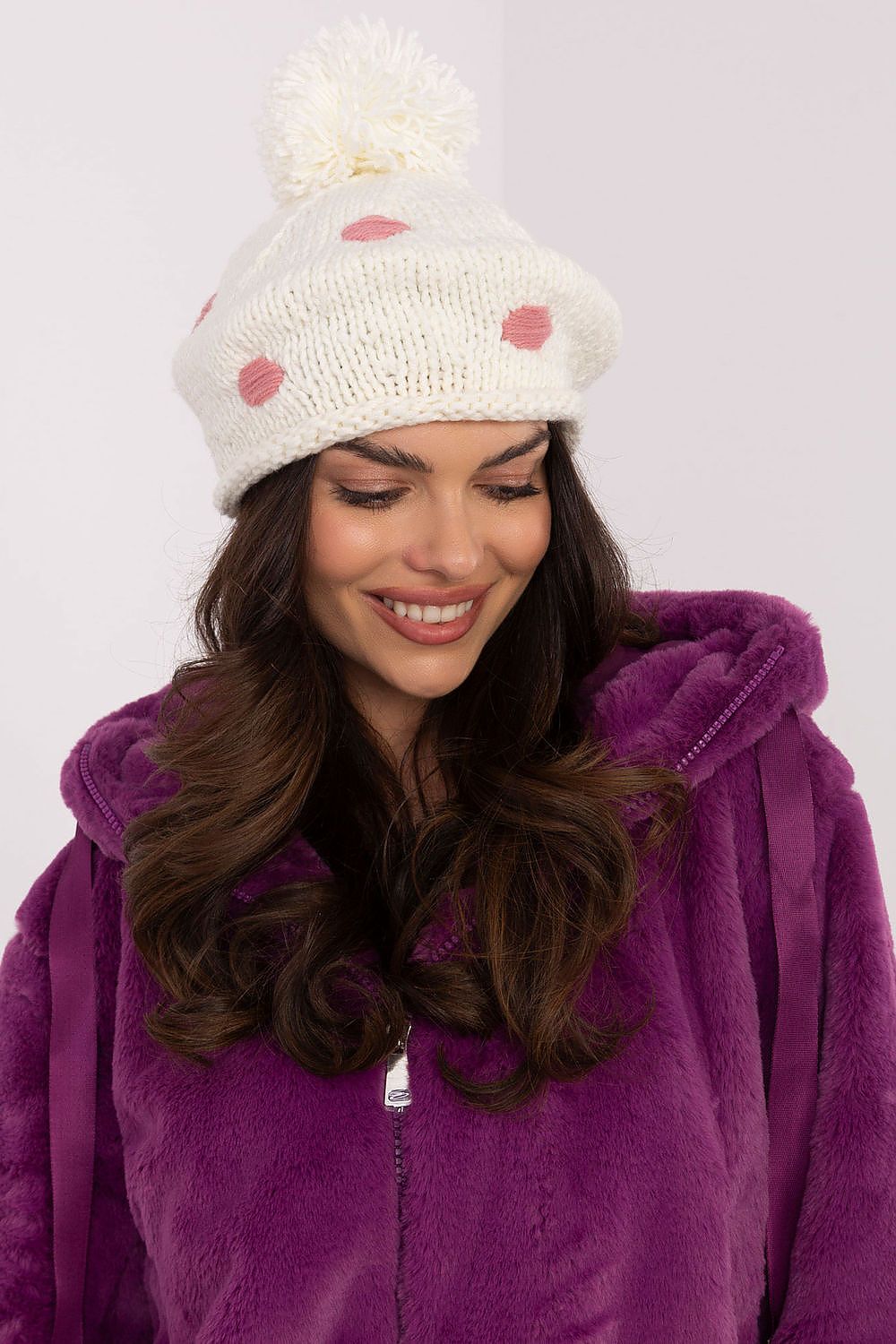  Cap model 203846 AT 