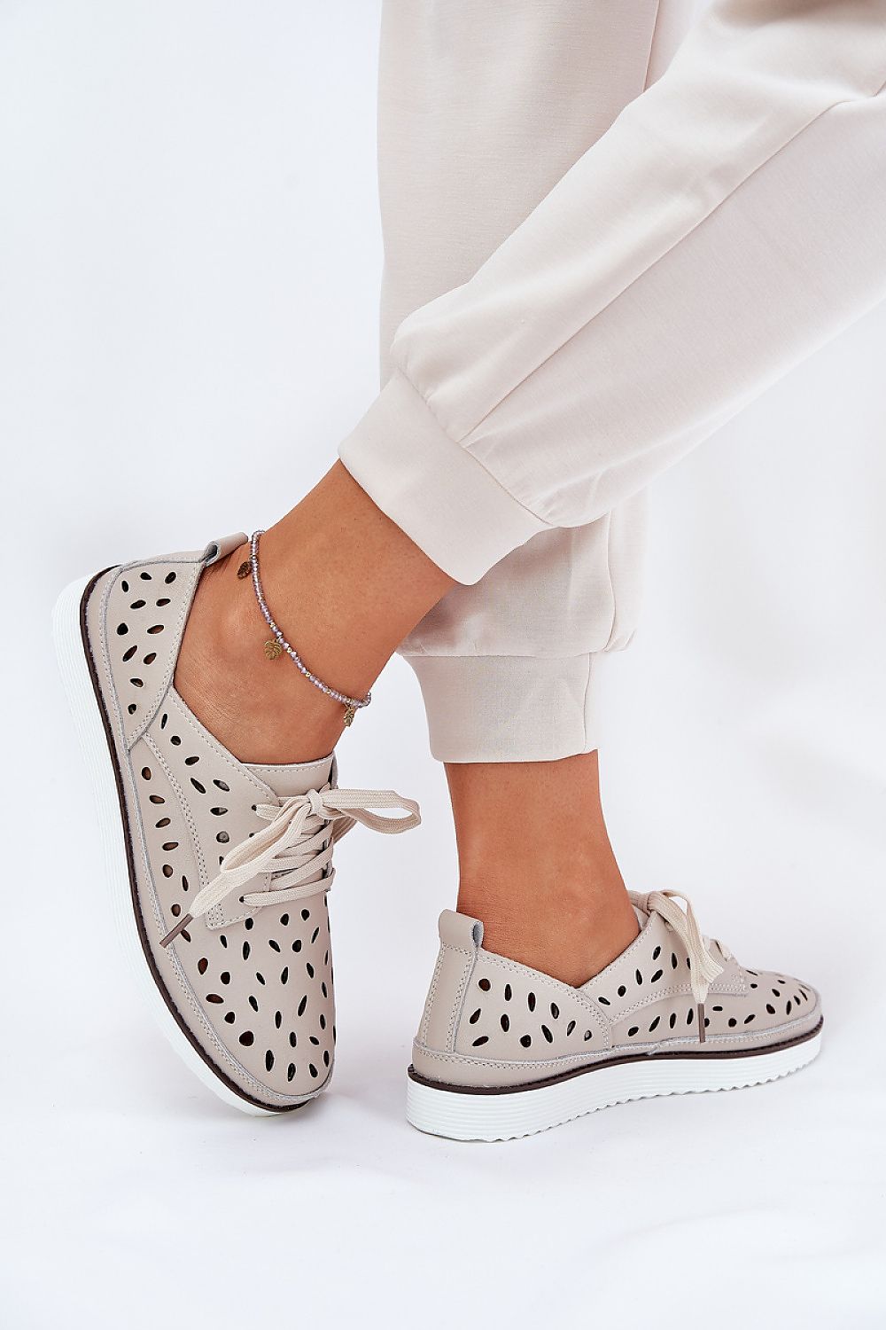  Half shoes model 212566 Step in style 