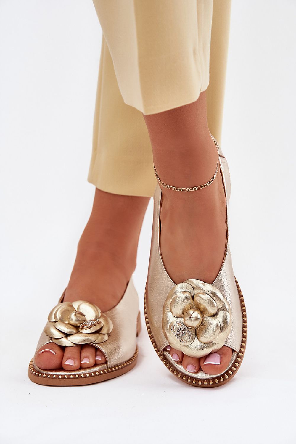  Sandals model 214703 Step in style 