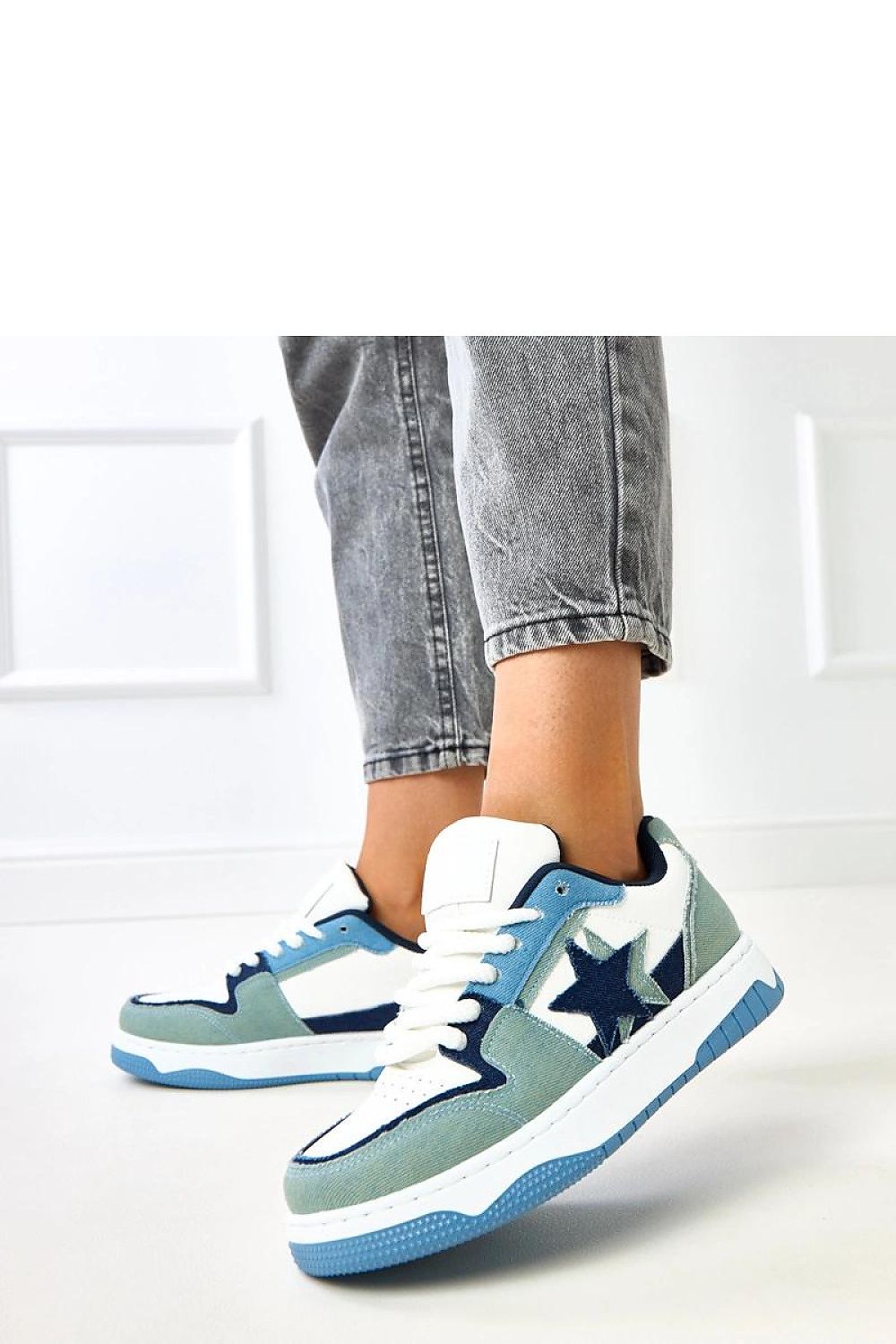 Sport Shoes model 218355 Solea 