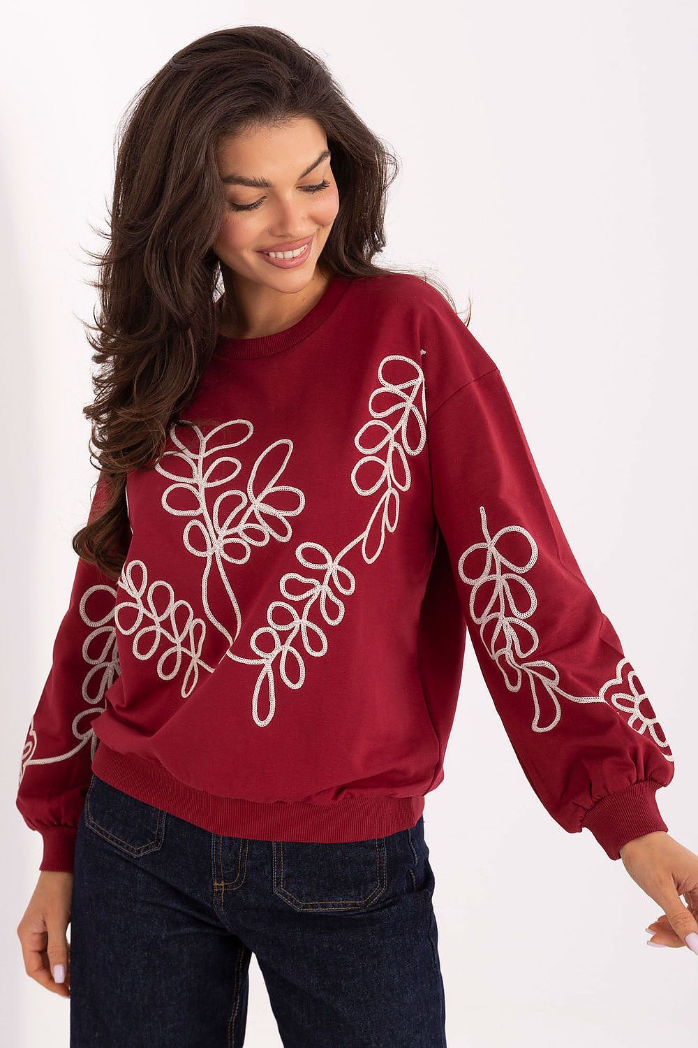  Sweatshirt model 218385 Relevance 