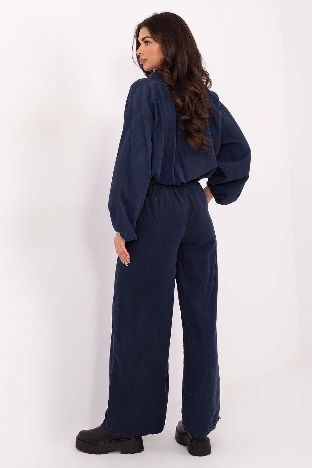  Women trousers model 220281 Italy Moda 